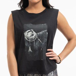 VENOR GRAPHIC TEE - DISTRESSED SADDLE PRINT (NWT)